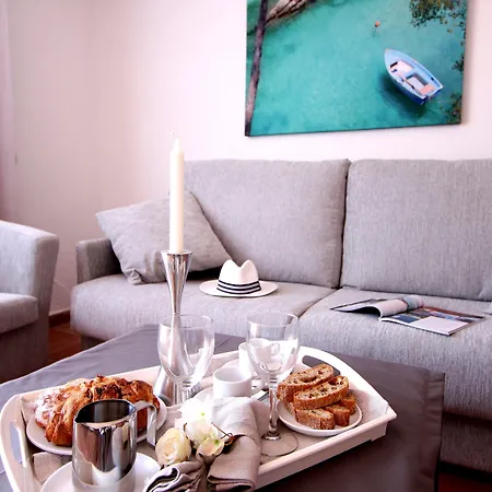 Pierre & Romana Appartement *