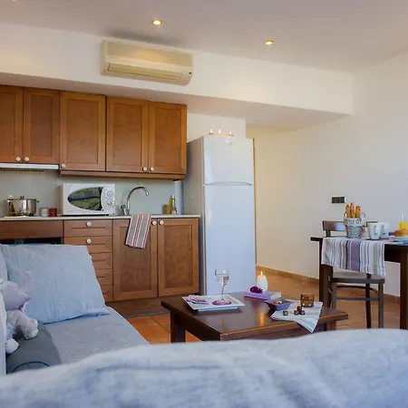 Pierre & Romana Apartment