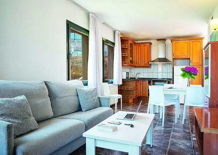 Pierre & Romana * Tossa de Mar